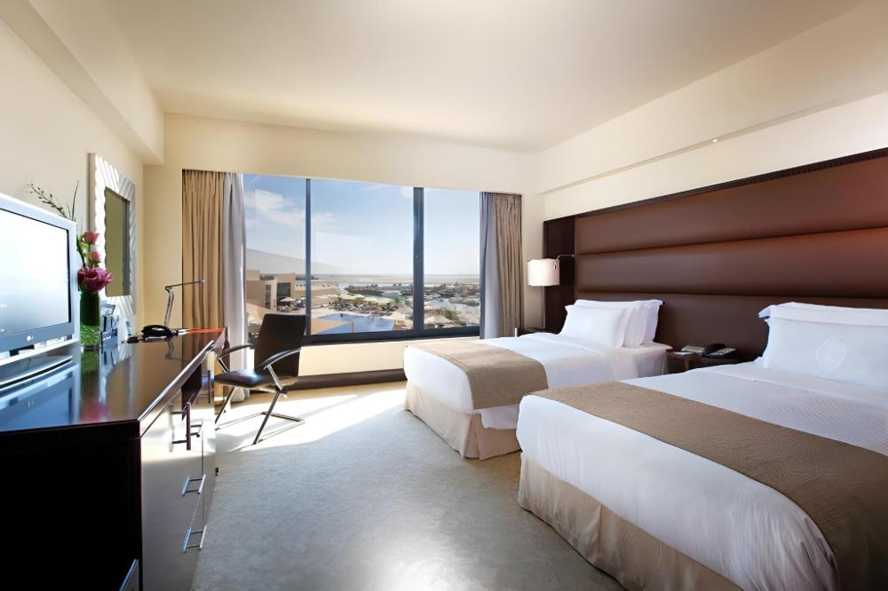 intercontinental abu dhabi by ihg