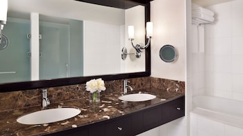 intercontinental abu dhabi by ihg