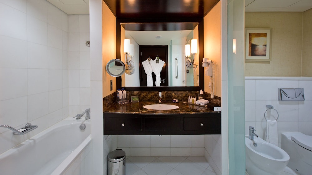 intercontinental abu dhabi by ihg