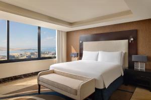 intercontinental abu dhabi by ihg