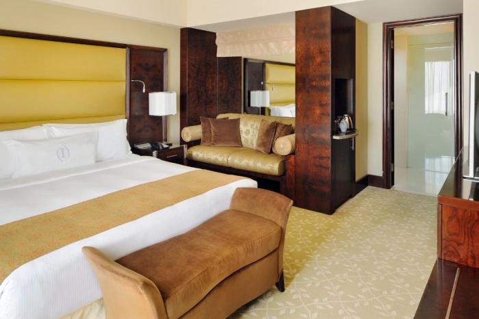 intercontinental abu dhabi by ihg