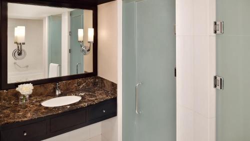 intercontinental abu dhabi by ihg