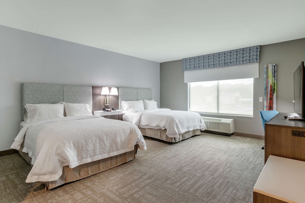 hampton inn camden