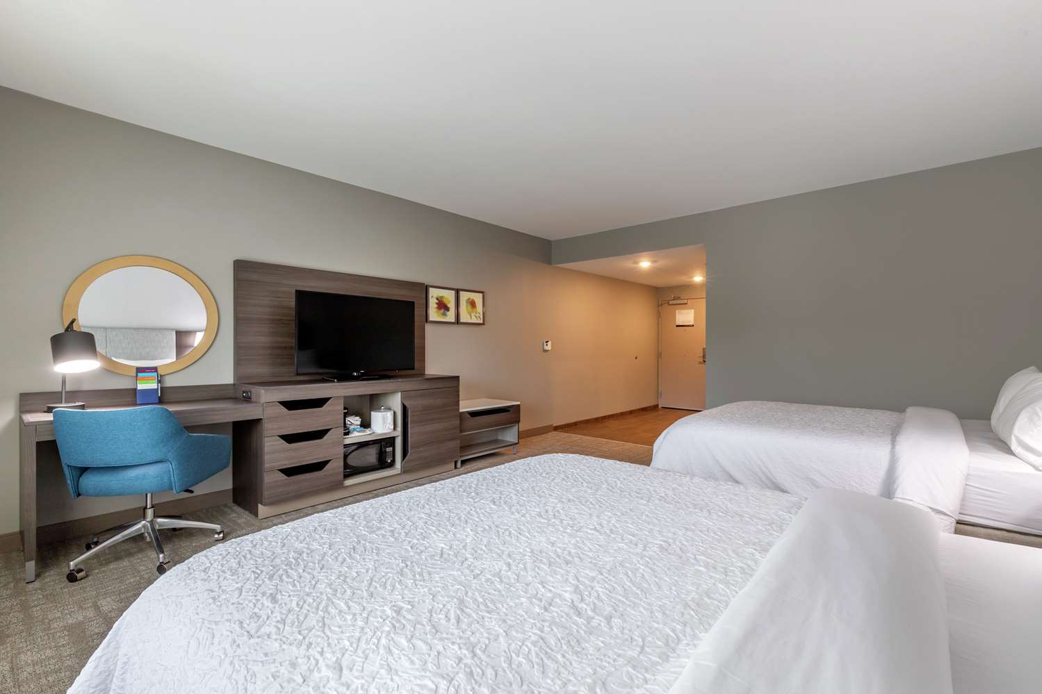 hampton inn camden