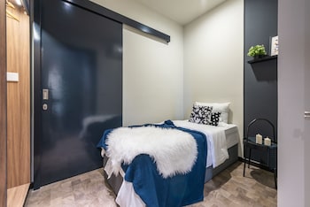 expressionz professional suites by wodages