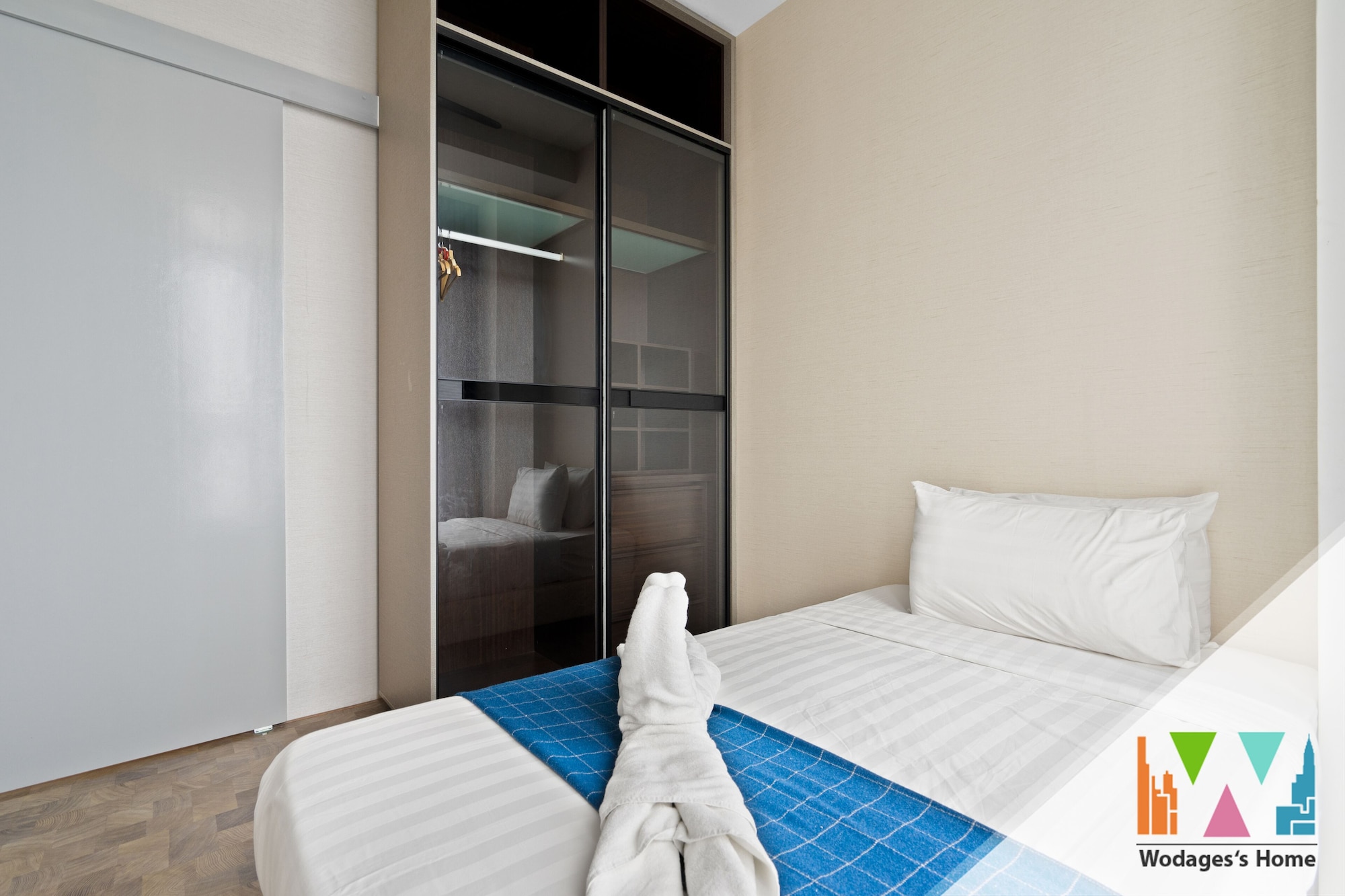 expressionz professional suites by wodages