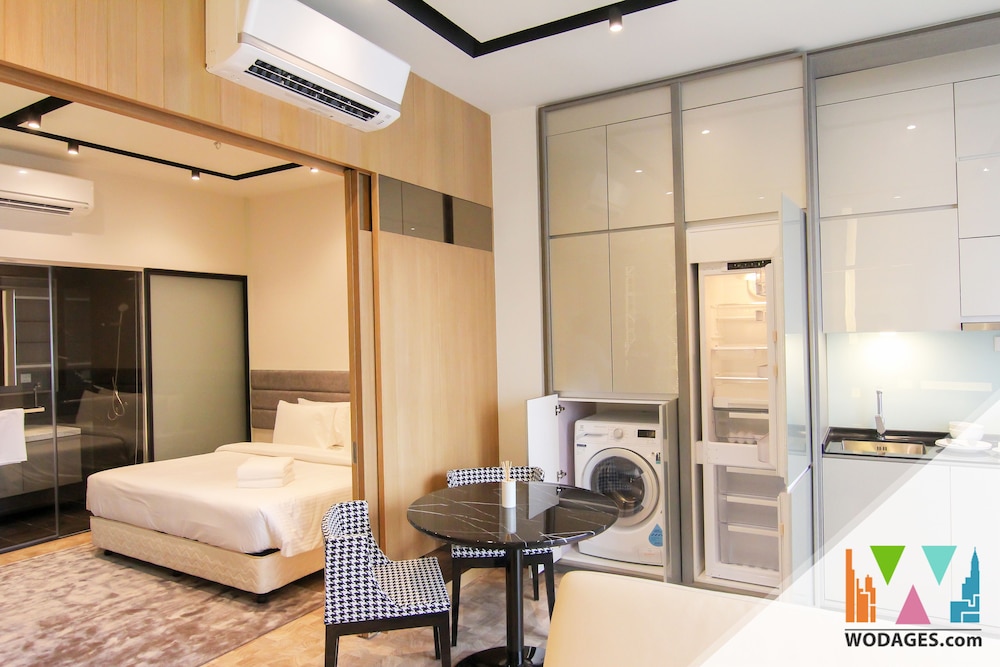 expressionz professional suites by wodages