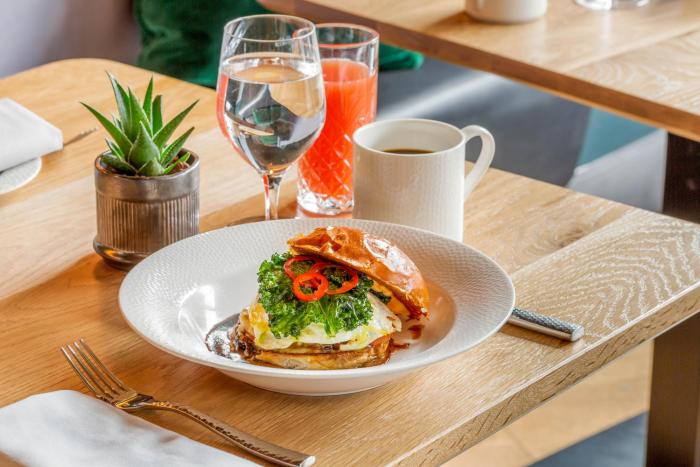 cambria hotels boston downtown seaport