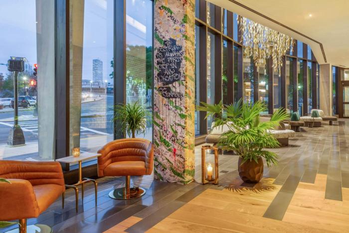 cambria hotels boston downtown seaport