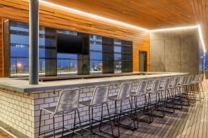 cambria hotels boston downtown seaport