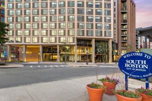 cambria hotels boston downtown seaport