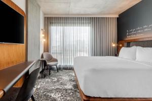 cambria hotels boston downtown seaport