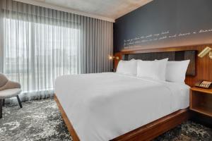 cambria hotels boston downtown seaport