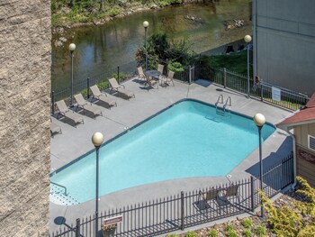 cedar lodge