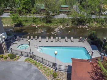 pigeon forge