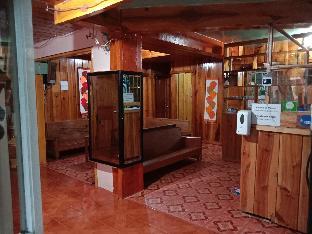 kanip aw pines view lodge
