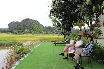 liberty hall tam coc villa