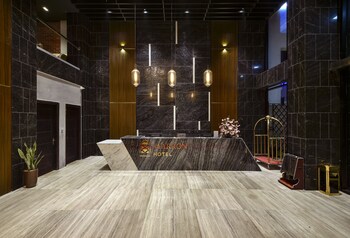 the marron hotel