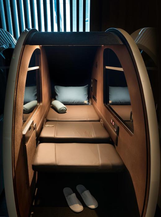 sleep n fly sleep lounge