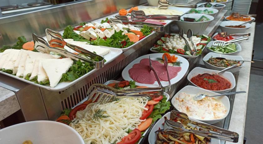 triada hotel karakoy