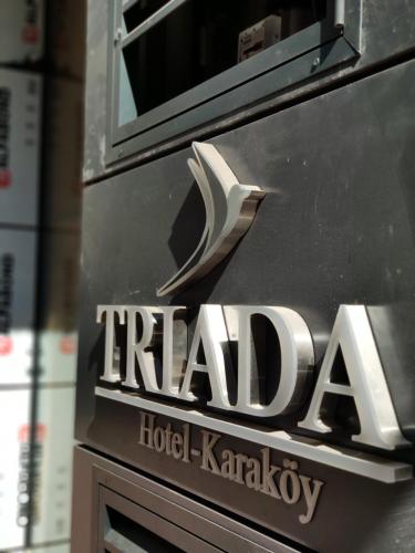 triada hotel karakoy