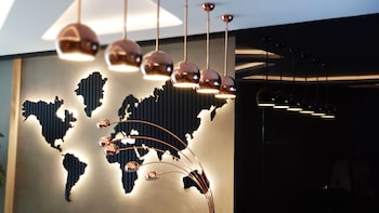 triada hotel karakoy