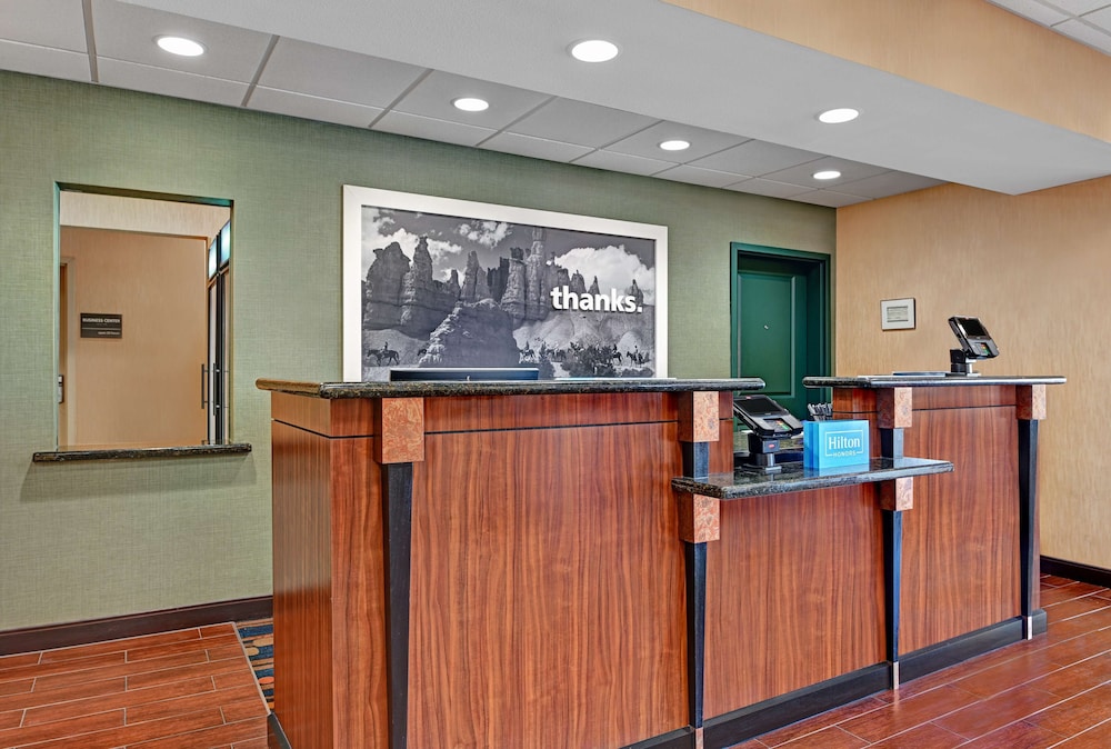 hampton inn deming