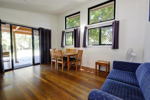 Tiona Palms Holiday Park,Forster>>Blueys Beach,2 star