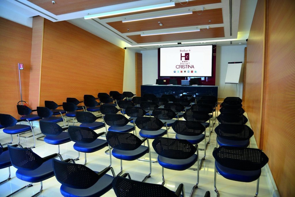 hotel cristina