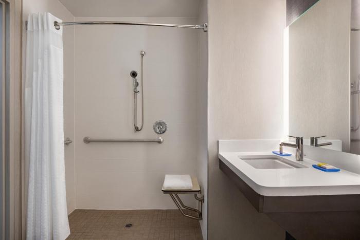 holiday inn express hotel and suites denver airport by ihg