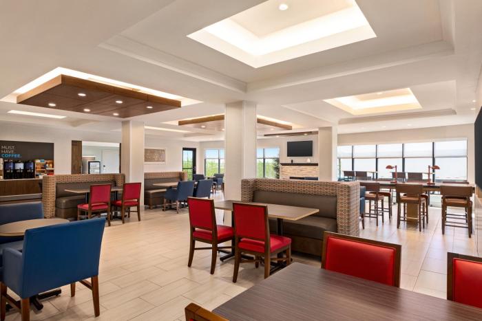 holiday inn express hotel and suites denver airport by ihg