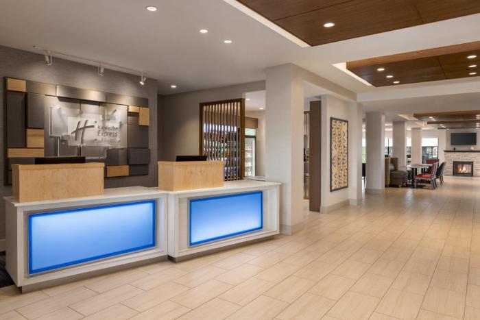 holiday inn express hotel and suites denver airport by ihg