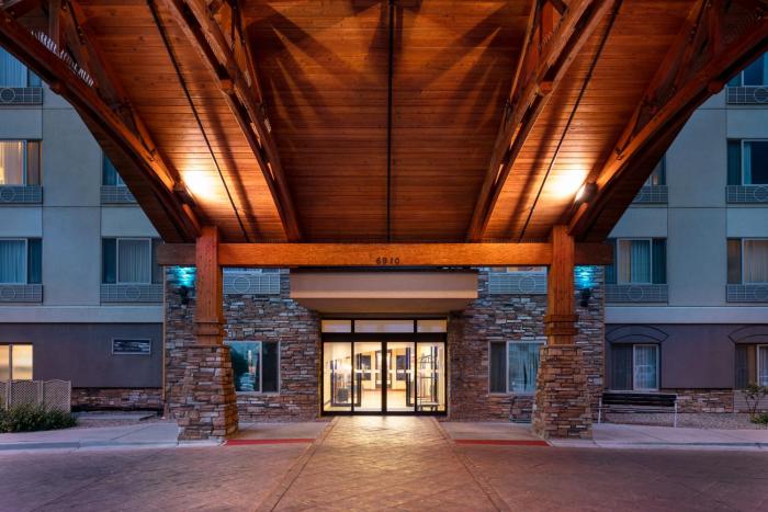 holiday inn express hotel and suites denver airport by ihg