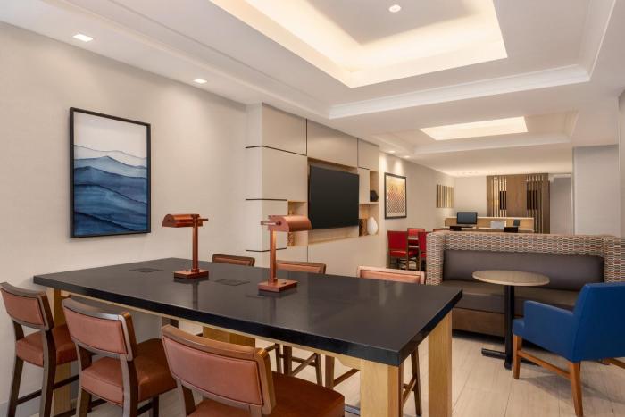 holiday inn express hotel and suites denver airport by ihg