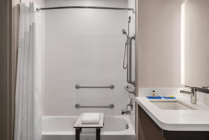 holiday inn express hotel and suites denver airport by ihg