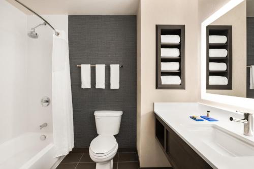 holiday inn express hotel and suites denver airport by ihg