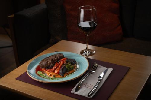 hampton by hilton bariloche