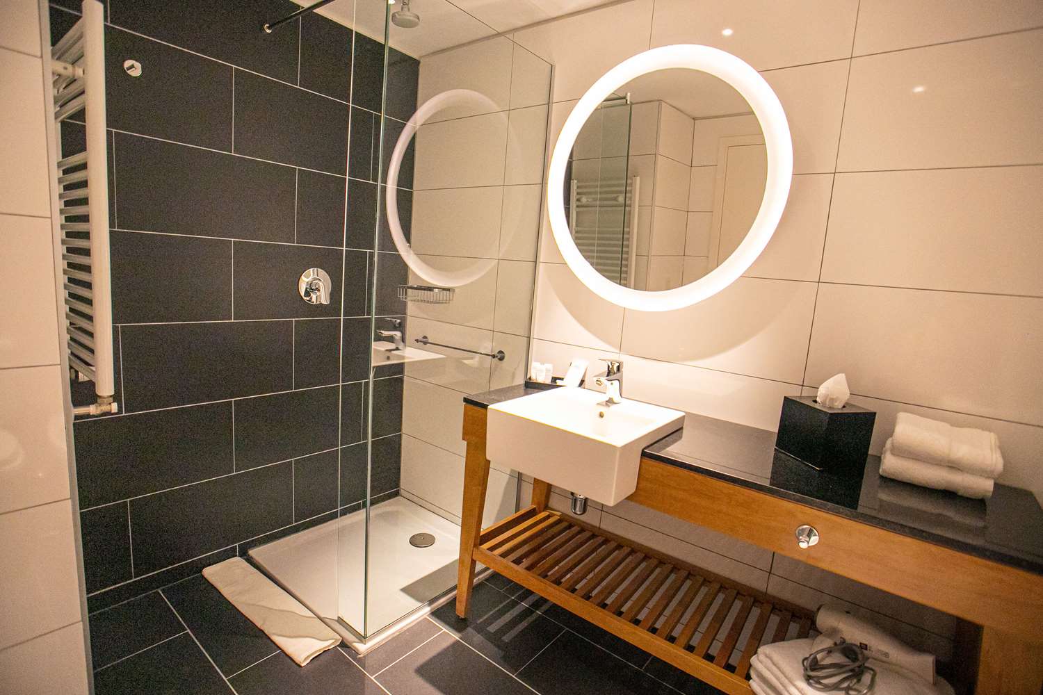 hampton by hilton bariloche