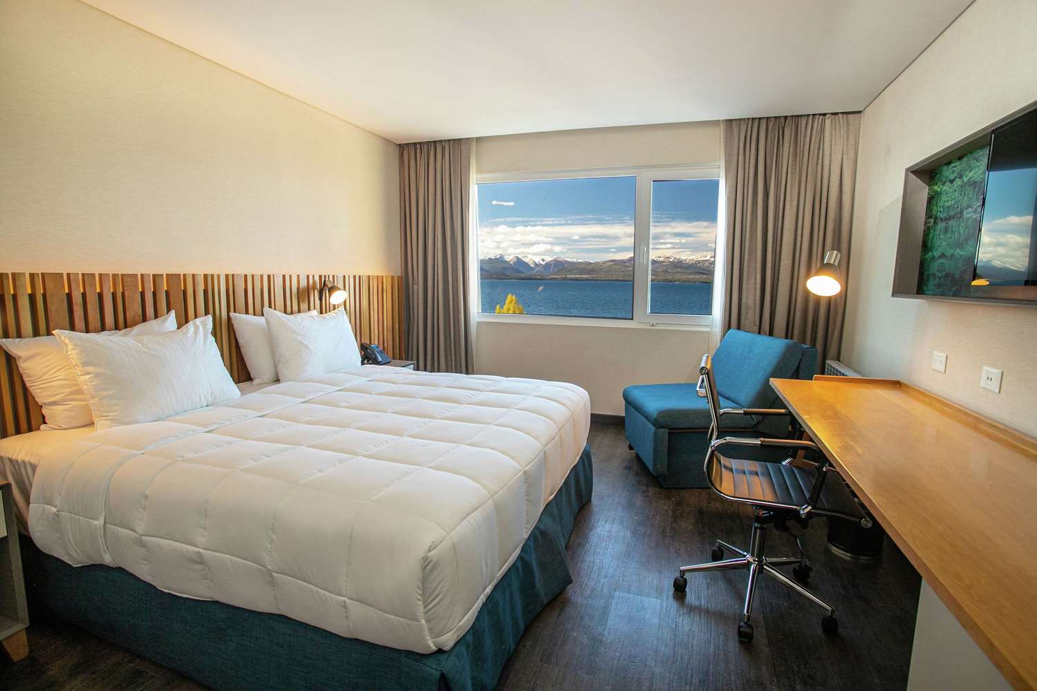 hampton by hilton bariloche