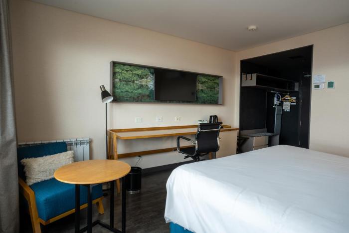 hampton by hilton bariloche