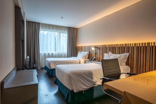 hampton by hilton bariloche