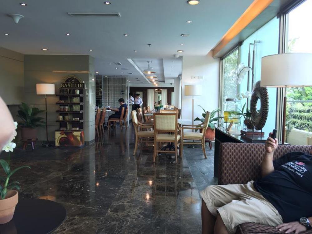 one tagaytay place condo by dean