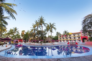 royal decameron complex all inclusive