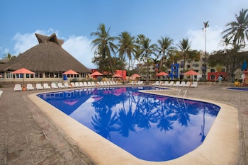 royal decameron complex all inclusive