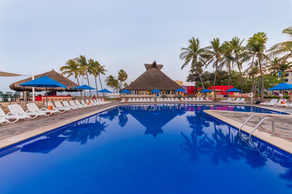 royal decameron complex all inclusive