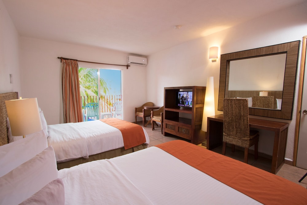 royal decameron complex all inclusive