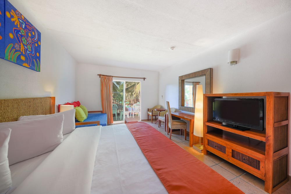 royal decameron complex all inclusive