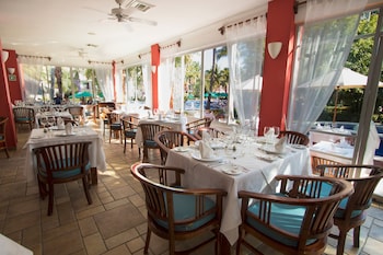 royal decameron complex all inclusive