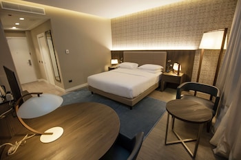 doubletree by hilton pointe noire