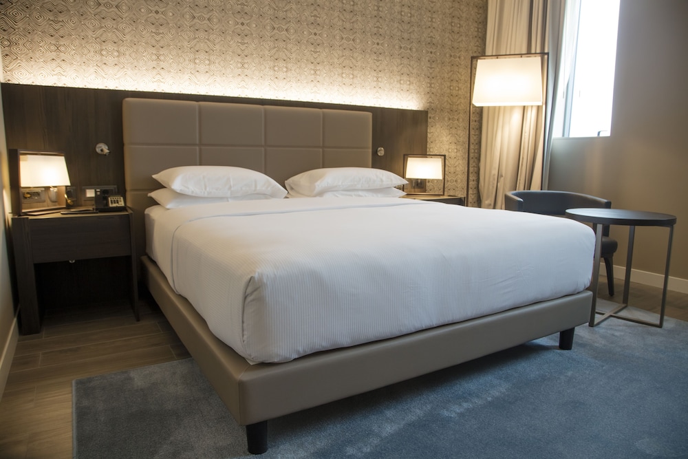 doubletree by hilton pointe noire